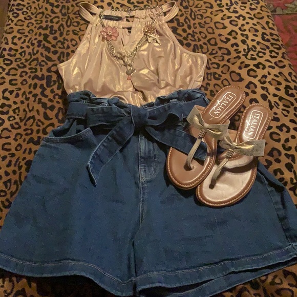 Jean shorts 3/$10❤️ - Picture 1 of 2